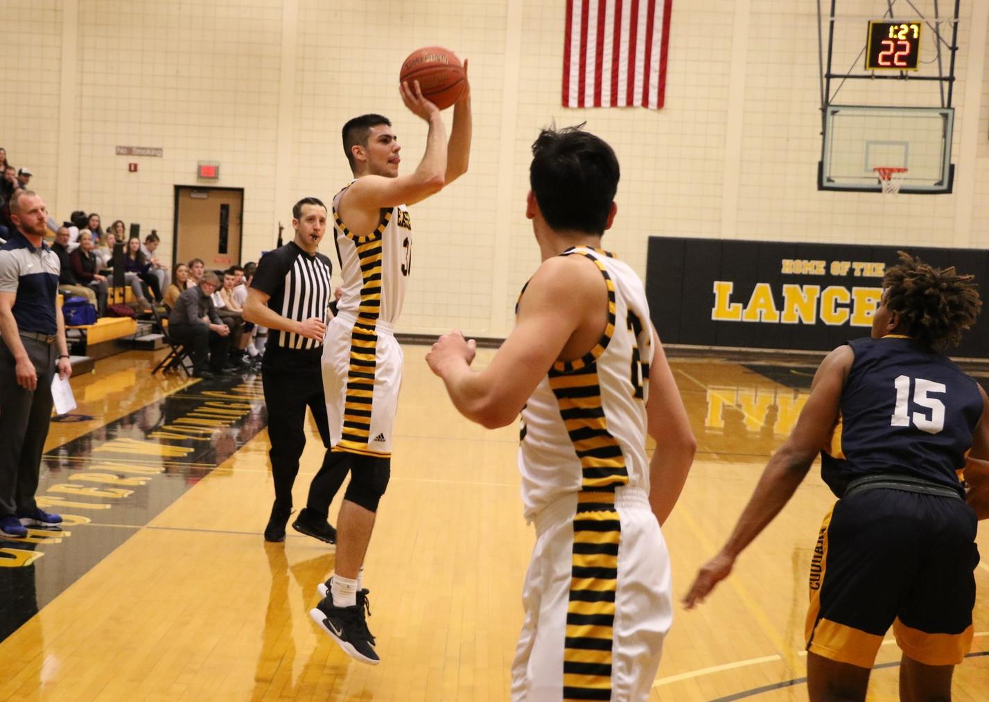 EWC men miss chance to upset Casper